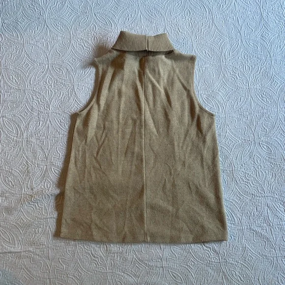 Sleeveless Mock Neck Knit Top and Matching Pants Set - Picture 3 of 9